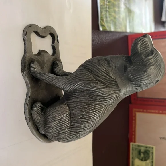 Bottle opener. - Picture 2 of 5